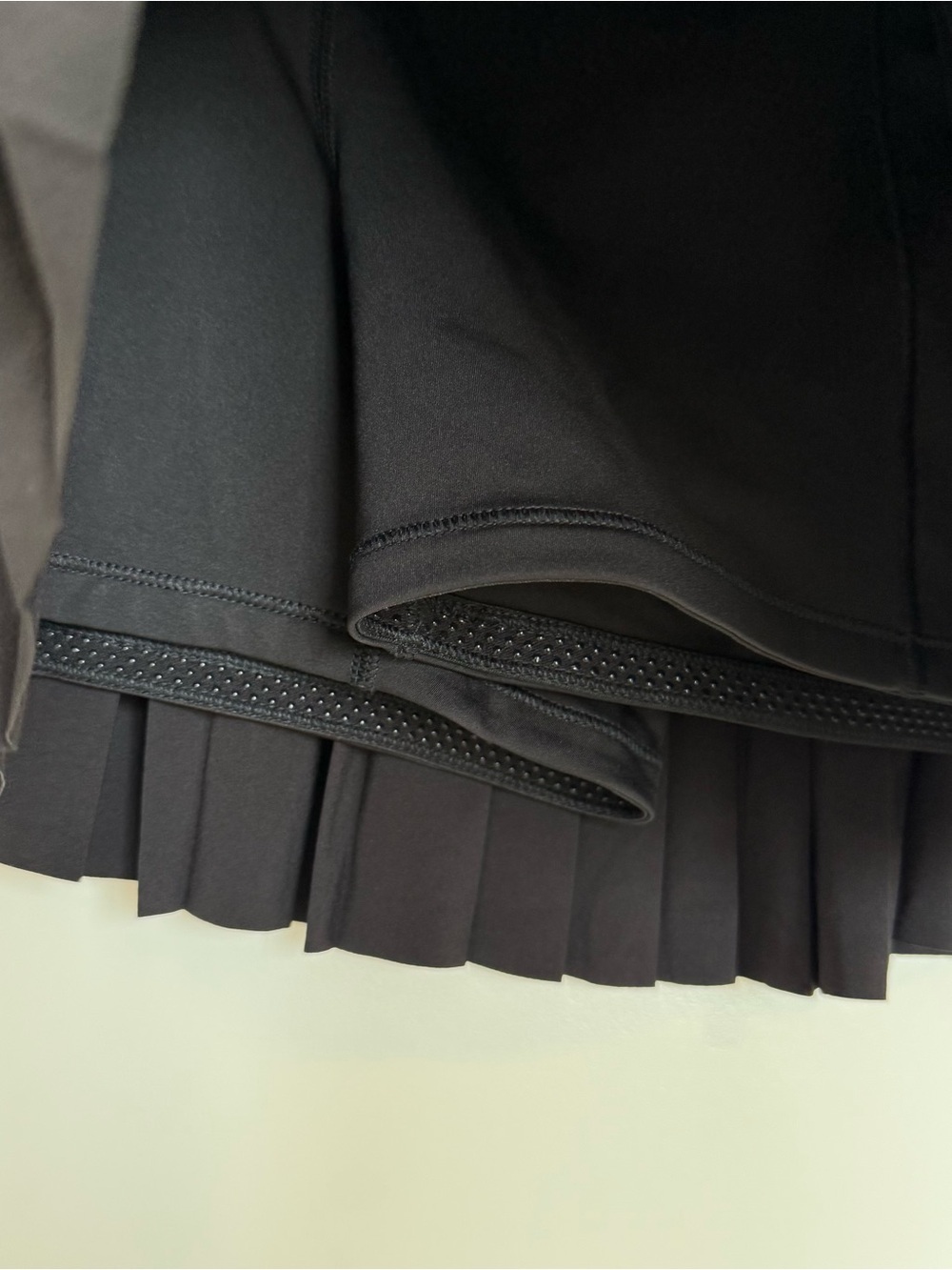 Athleta Match Point Pleated Skort in Black Size M Athleisure Tennis Golf Active - Picture 3 of 7